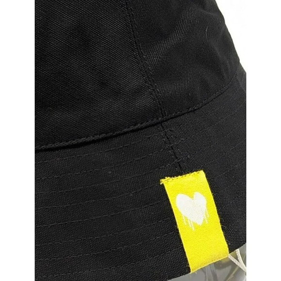 Kerri Rosenthal Women's Bucket Hat Heart In Black Cotton - O/S (MSRP $128) - Picture 4 of 7
